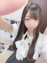 ゆりな