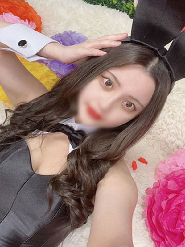 ももあ
